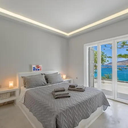Sunset Villa *